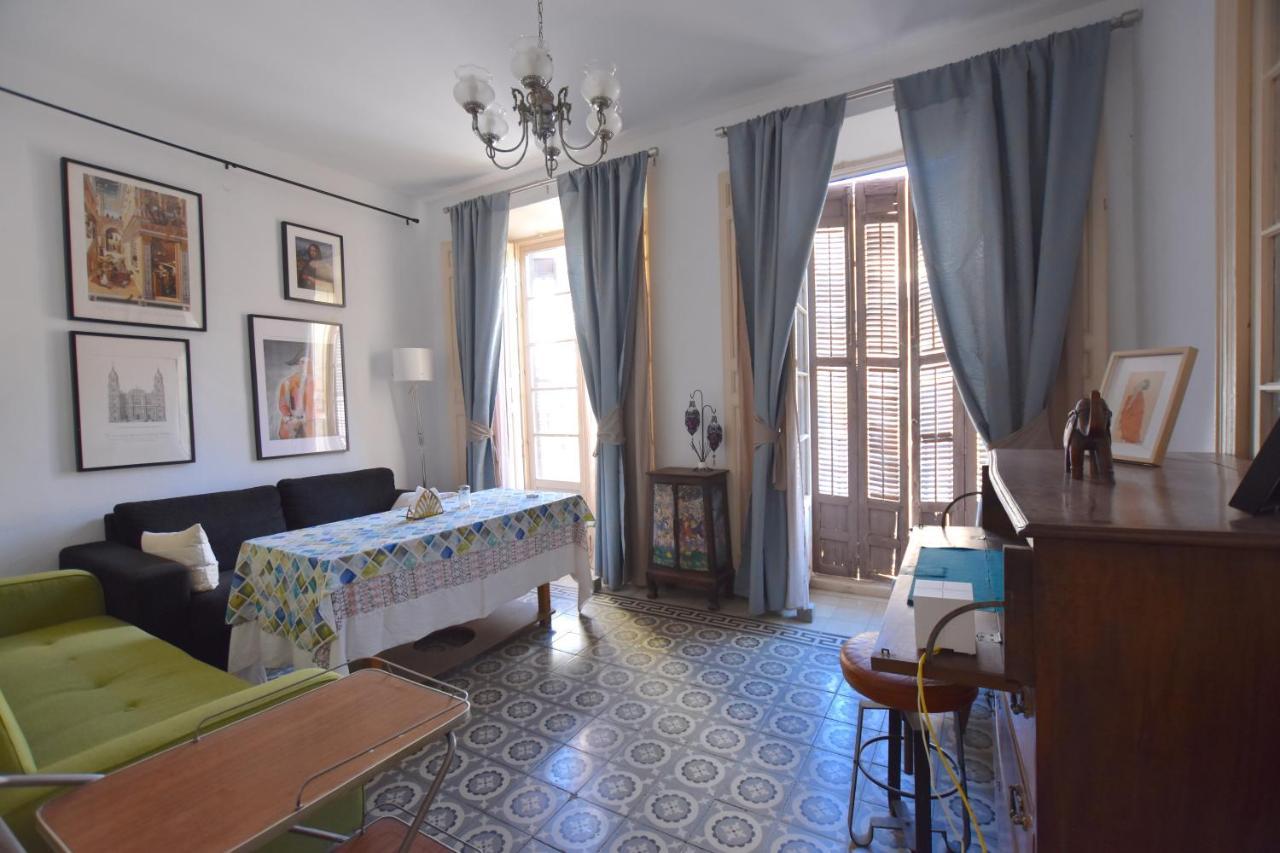Habitacion En Centro Historico Малага Экстерьер фото
