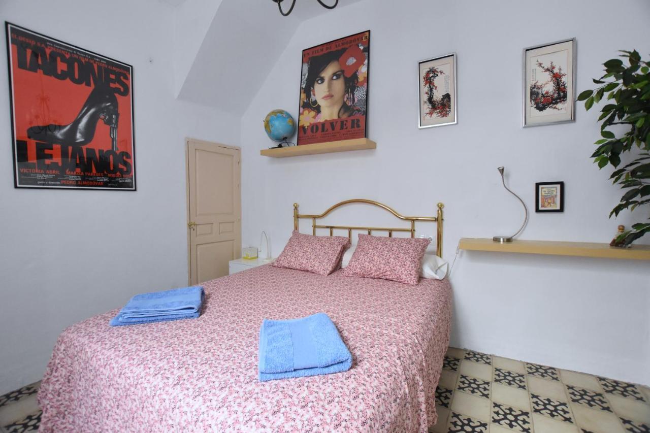 Habitacion En Centro Historico Малага Экстерьер фото